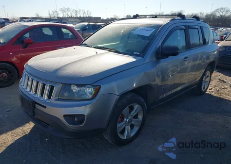 2015 Jeep Compass Sport из США, поврежденный, VIN 1C4NJDBB7FD135390